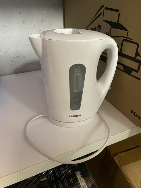 Czajnik elektryczny przewodowy Tristar 1.7L Biały