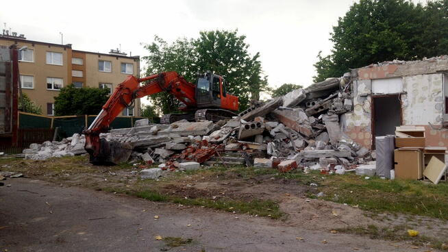 Kopanie stawów usługi koparkami wyburzenia rozbiórki