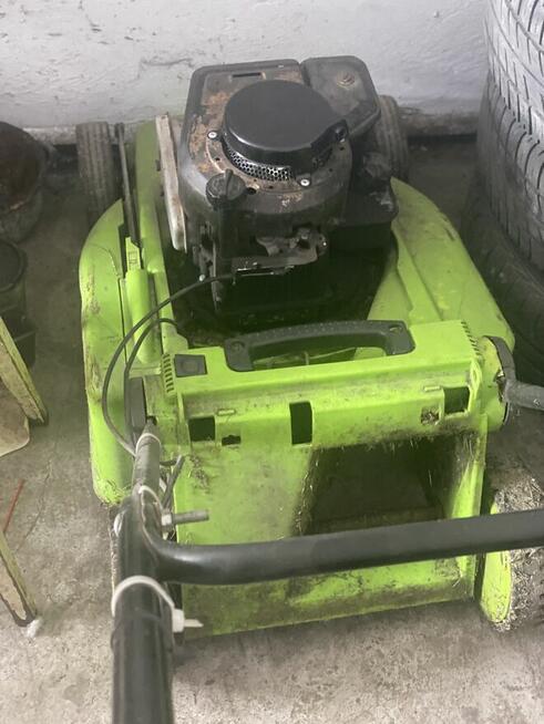 Sprzedam kosiarkę spalinową