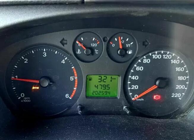 Dostawczy Ford. Diesel, klima, mały przebieg. Super sprawny