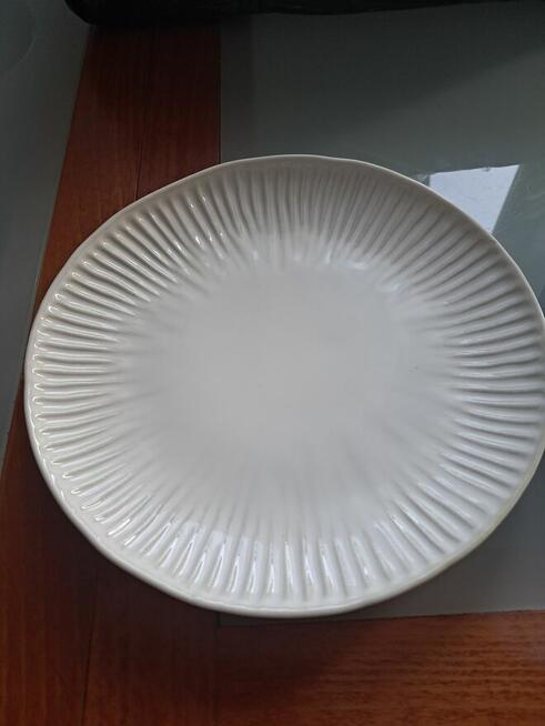 Porcelanowe talerze 19cm 6szt