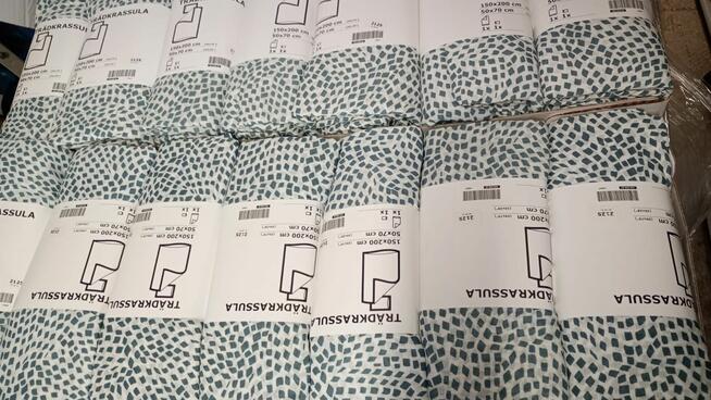 Poszwa na kołdrę i poszewka 150x200/50x70 w IKEA 60zł poszwy