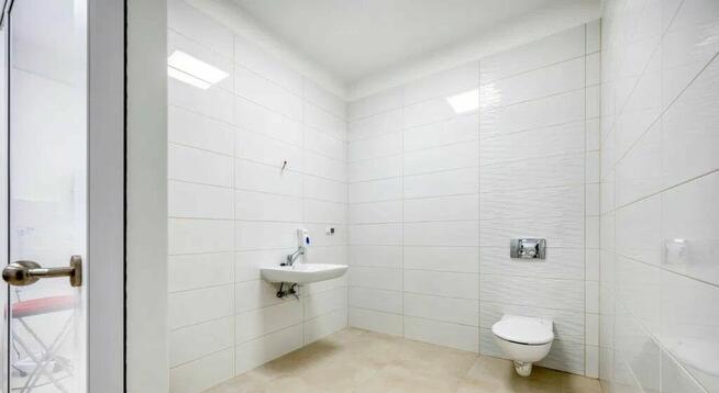 Przychodnia 250m2 na wynajem