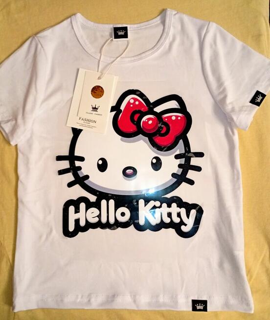 T-shirt koszula z grafiką transferową Hello Kitty Kuromi