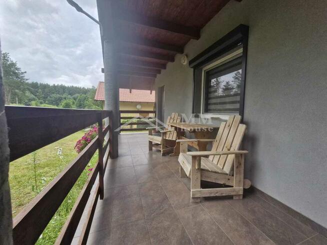 Dom wolnostojący nad jeziorem -Siemiany