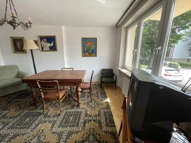 Na wynajem klimatyczne 3-pokojowe mieszkanie