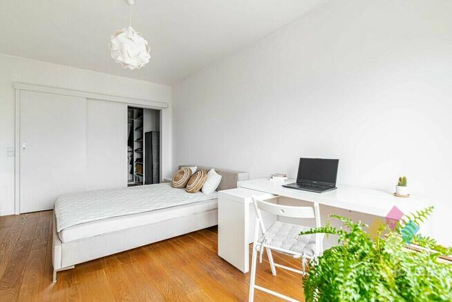 Jasne, komfortowe, 2 pokoje, loggia, Centrum