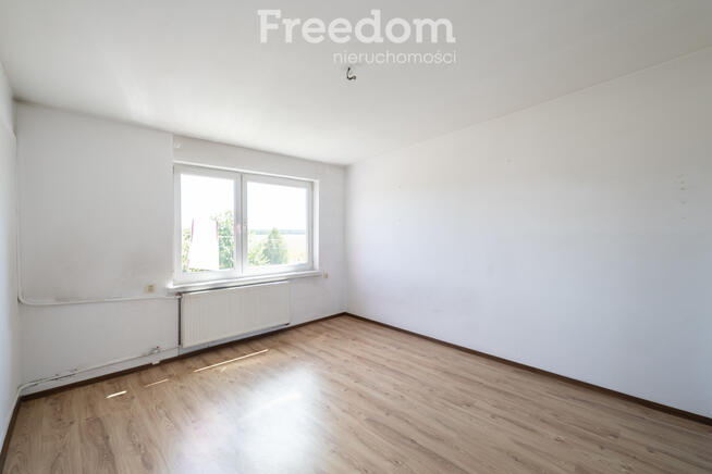 Mieszkanie z działką w Gołębiewie