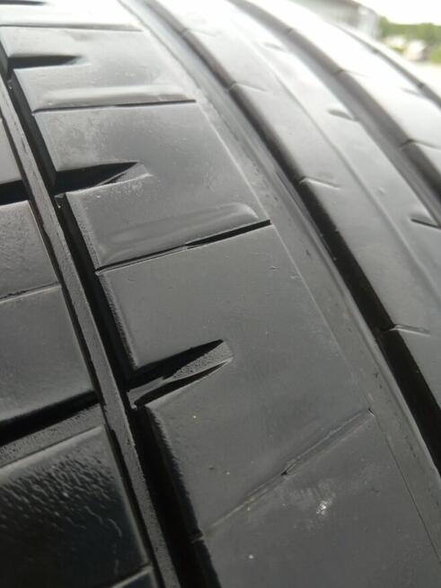 Opony 285/45/20 r FALKEN AZENIS FR510 SUF112y rok 2022 bieżn