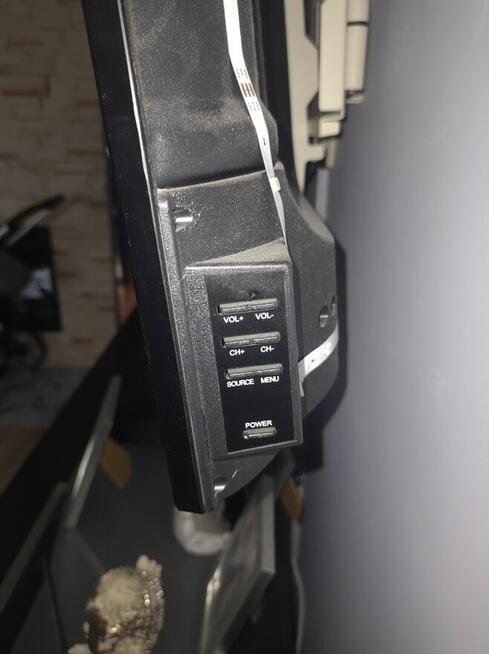 Telewizor Manta 58 Cali