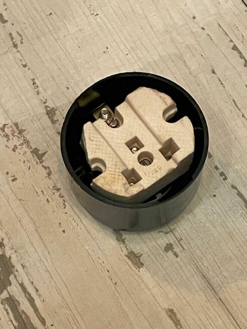 Stare gniazdko bakelitowe Vintage Industrial PRL Ospel