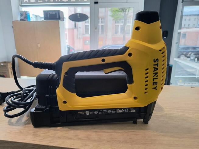 Gwoździarka elektryczna STANLEY TRE650