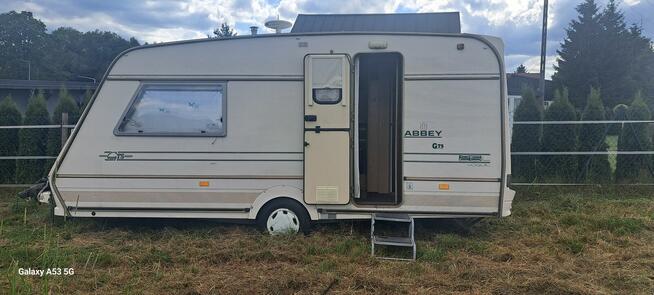 Przyczepa kempingowa