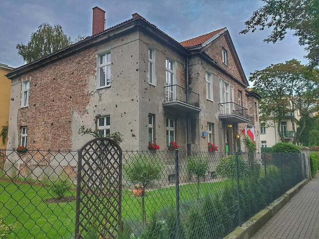 Wynajmę lokal 103 m2 w przedwojennej kamienicy