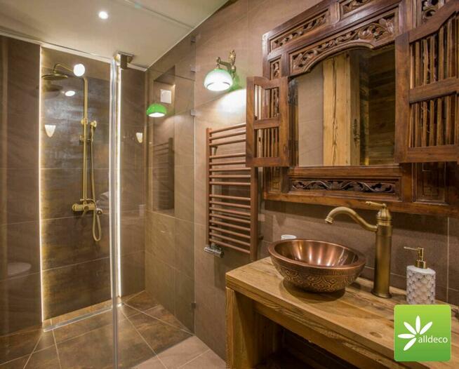 Szafka łazienkowa ze starego drewna - na wymiar