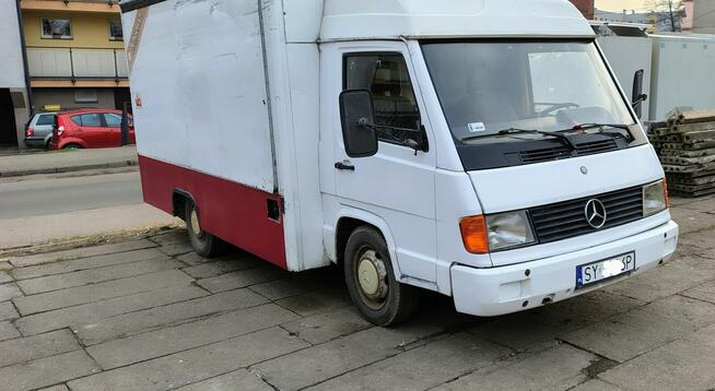 Auto-sklep, food-truck