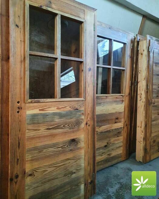 Drzwi ze starego drewna