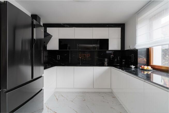 Dom gm. Jabłonna, Szkolna