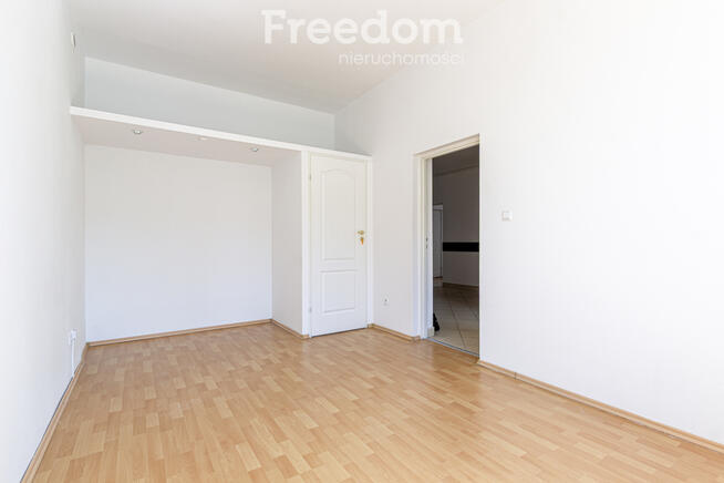 Lokal 104 m² + opcja poddasza – Jana Pawła II