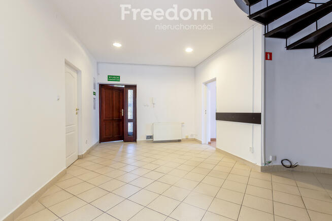 Lokal 104 m² + opcja poddasza – Jana Pawła II