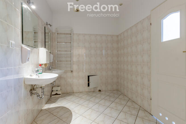 Lokal 104 m² + opcja poddasza – Jana Pawła II