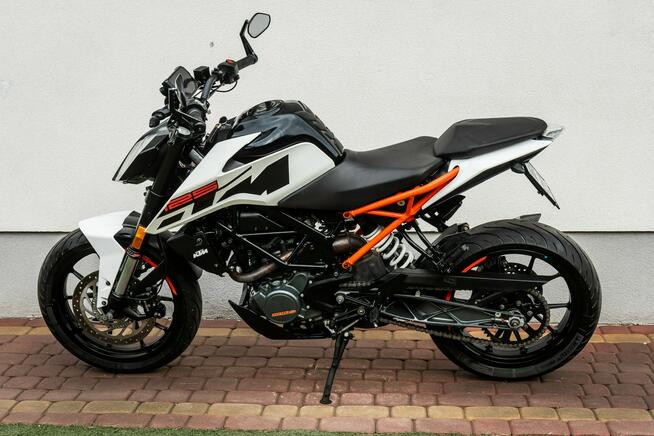 KTM duke 125 R 2018 ABS POLIFT Raty Transport Największy Wybór Moto 125 W PL