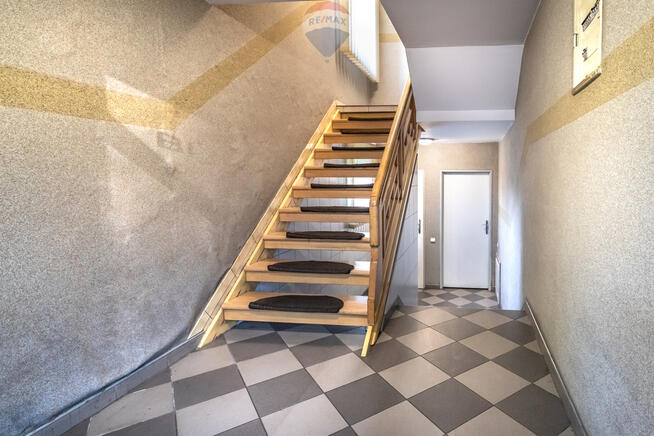 Usługi,produkcja,magazyny,biura,plac manewrowy,TIR