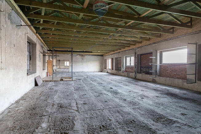 Usługi,produkcja,magazyny,biura,plac manewrowy,TIR