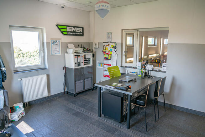 Działka z biznesem z potencjałem rozbudowy.