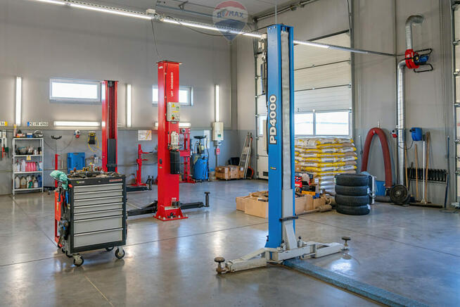 Działka z biznesem z potencjałem rozbudowy.