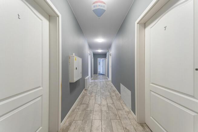 OBIEKT USŁUGOWY DO ADAPTACJI W SĄSIEDZTWIE MODLINA