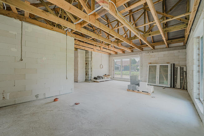 Dom stan surowy zamknięty + działka 964 m²