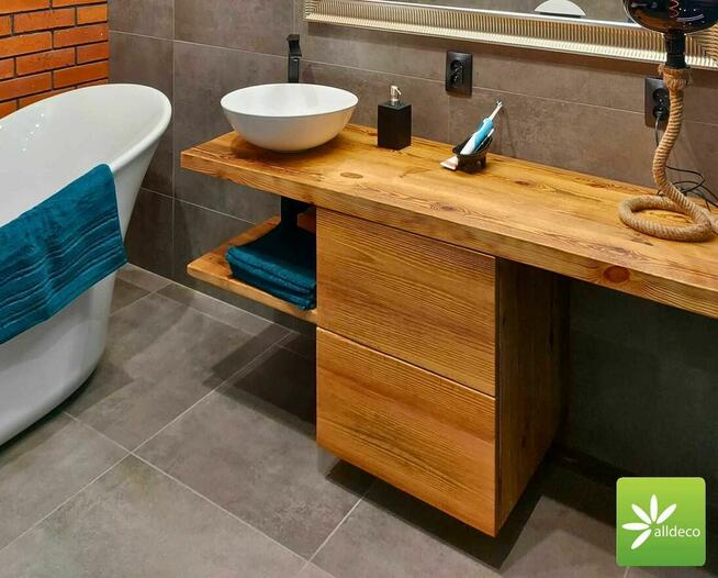 Szafka łazienkowa ze starego drewna - na wymiar