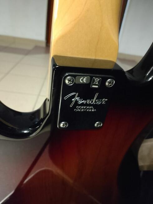 Sprzedam gitarę 5 strunowy bass Fendera
