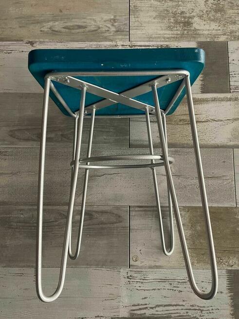 Stare krzesło taboret drewniane PRL loft