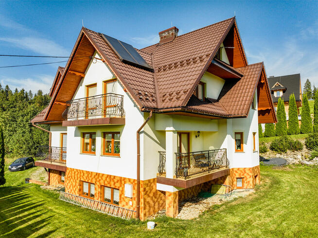 Przestronny dom z pięknymi widokami - Ratułów