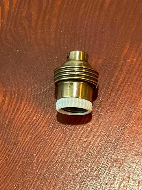 Stara oprawka mosiężna z porcelanką E14 mały gwint