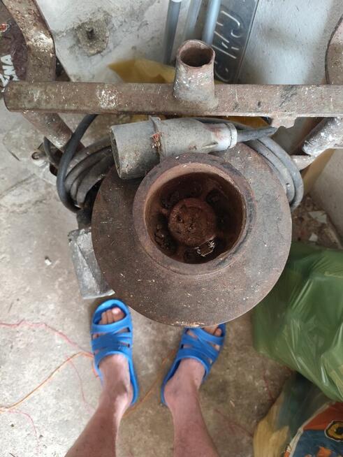 Sprzedam silnik elektryczny na siłę 5,5kw