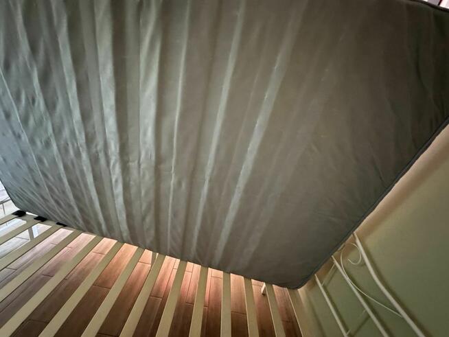 Łożko z materacem 140*200