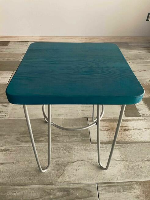 Stare krzesło taboret drewniane PRL loft