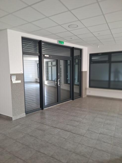 Wynajmę lub sprzedam halę i sklep