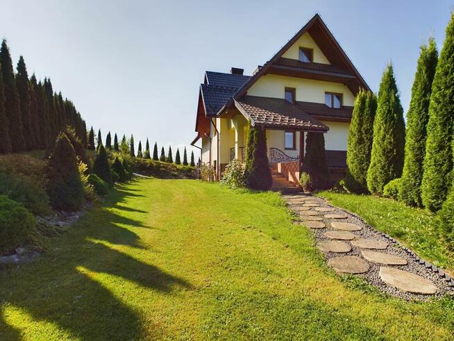 Przestronny dom z pięknymi widokami - Ratułów