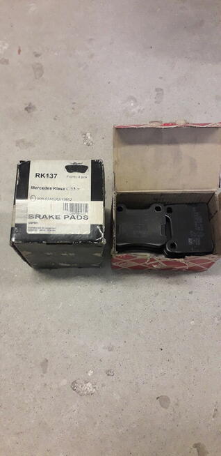 Klocki hamulcowe mercedes C220 W202