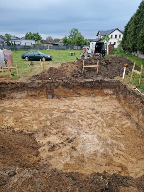 Usługi koparko ładowarka