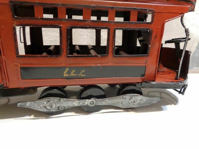 METALOWY MODEL TRAMWAJU PIĘTROWEGO