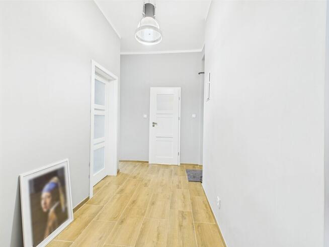 Dwa pokoje, parter po generalnym remoncie