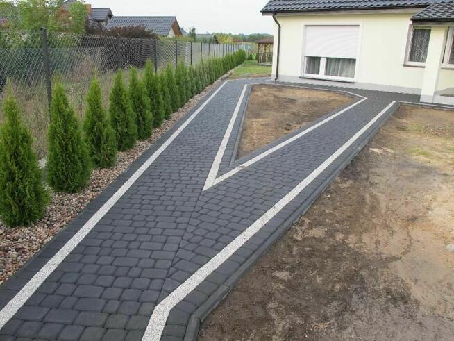 Usługi brukarskie, układanie kostki brukowej.