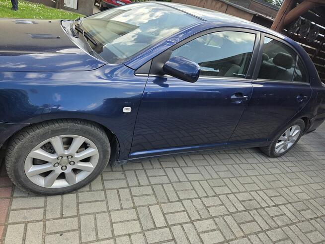 SPRZEDAM TOYOTA AVENSIS 2004, 2.0 D-4D , USZKODZONA