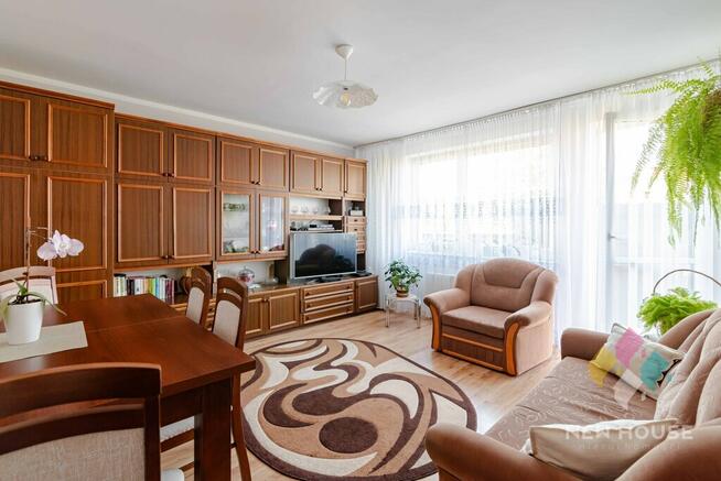 Dom 170 m2 z budynkiem handlowo-usługowym