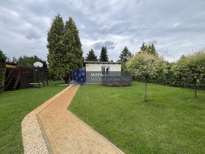 Zadbana działka ROD z basenem - gotowa na lato!